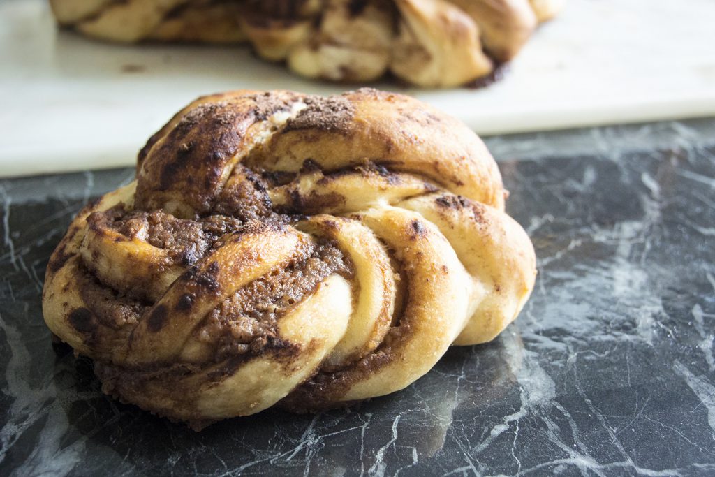 Chocolate Knot