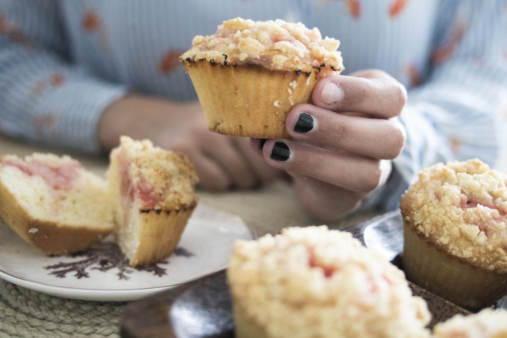 Muffins crumble à la rhubarbe