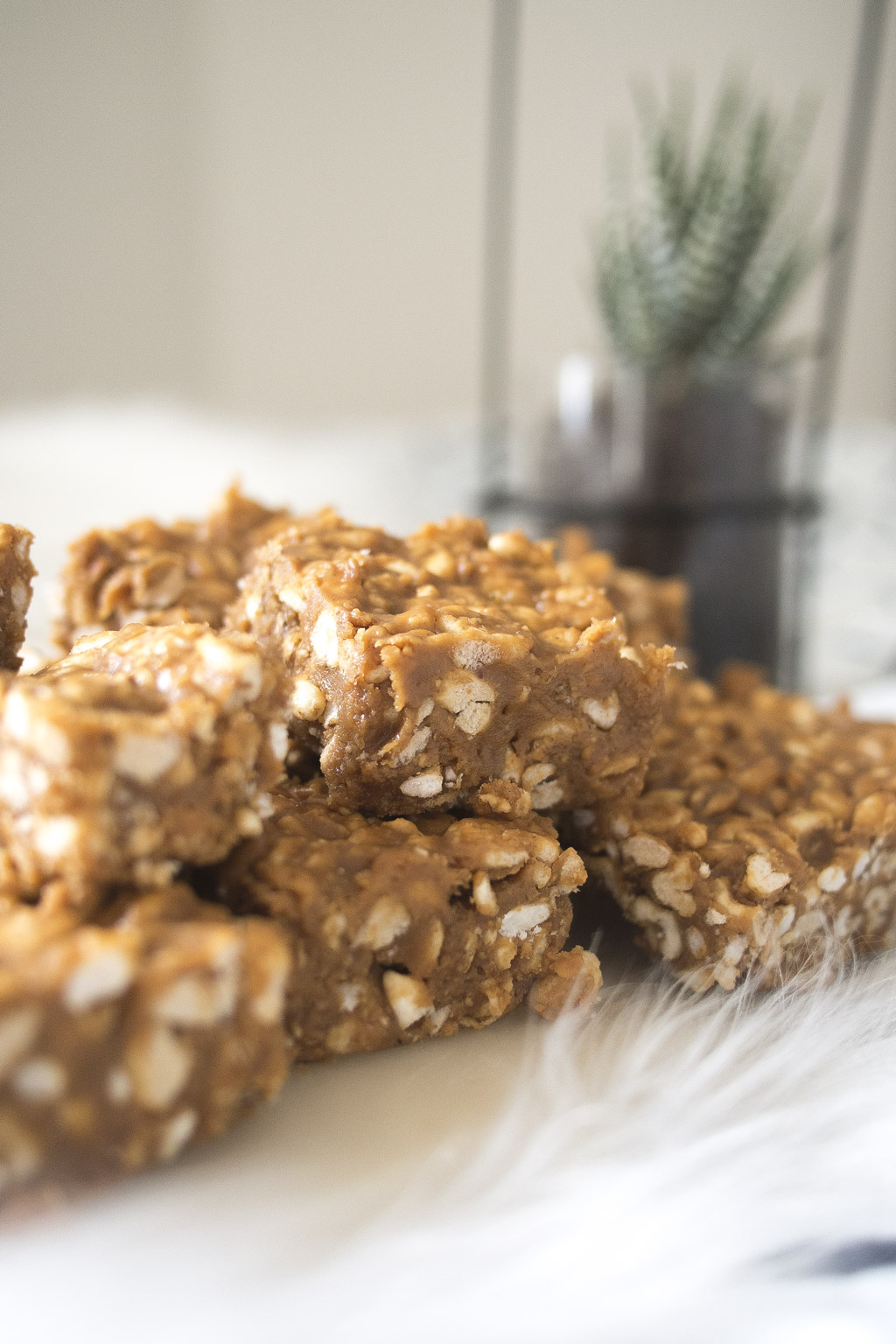 Peanut butter crispy bars