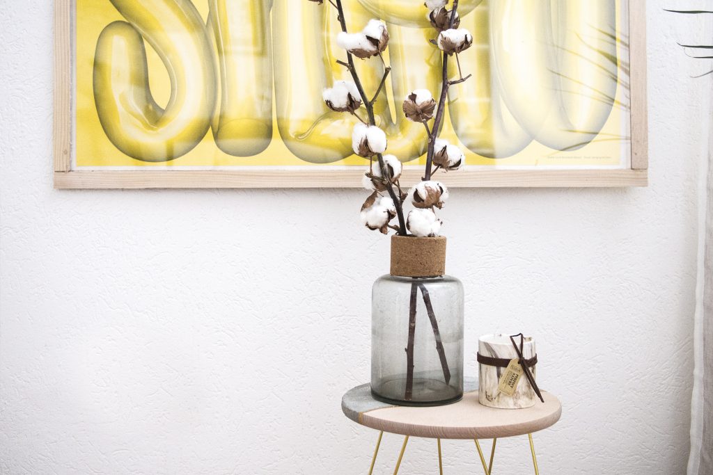 Table basse en ciment et bois imitation Kinstugi
